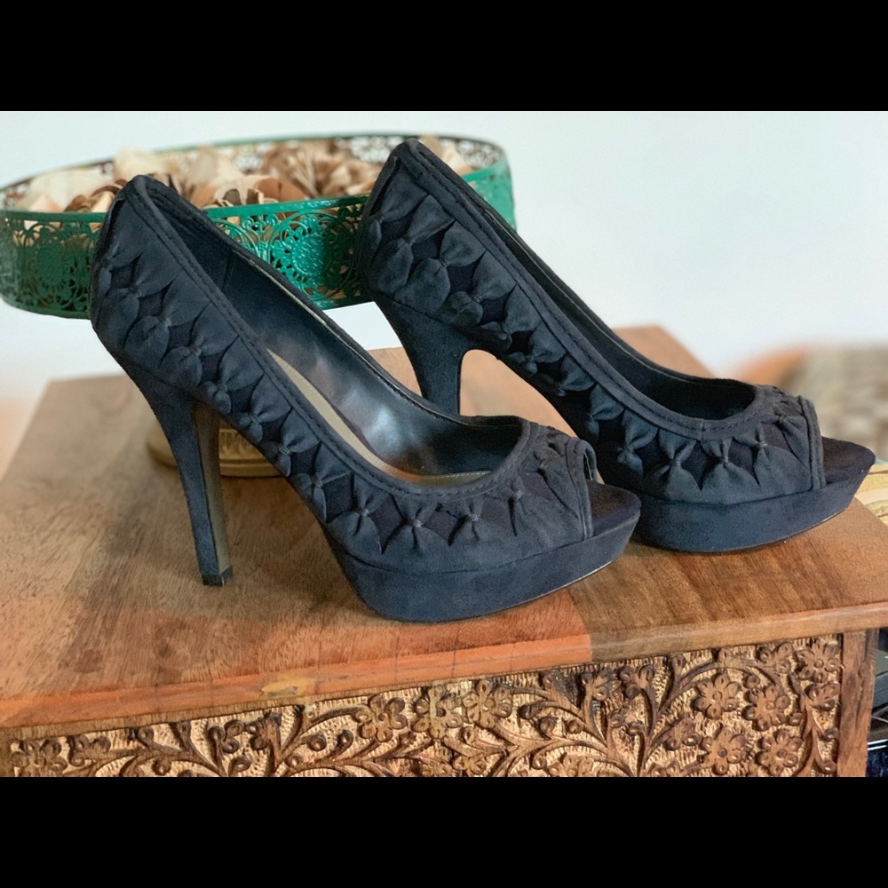 Zara blue suede heels